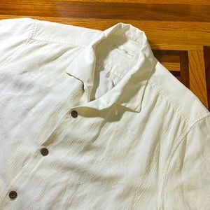 Tommy Bahama mens L Large white floral 100% silk tropical Hawaiian shirt EUC